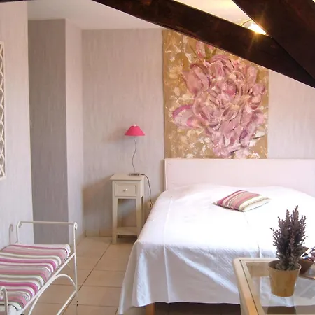 & Chai De La Paleine Hotel 3*