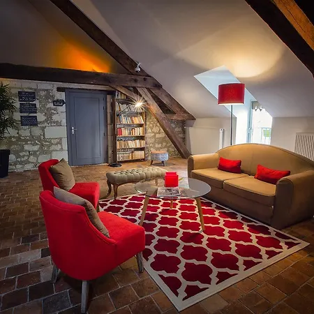 Logis Hotel Chai De La Paleine & Spa 3* Le Puy-Notre-Dame