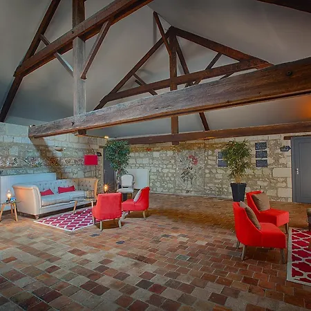 Logis Hotel Chai De La Paleine & Spa Otel Le Puy-Notre-Dame