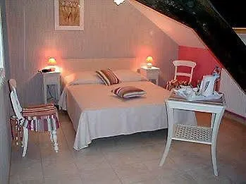 & Chai De La Paleine Hotel Le Puy-Notre-Dame